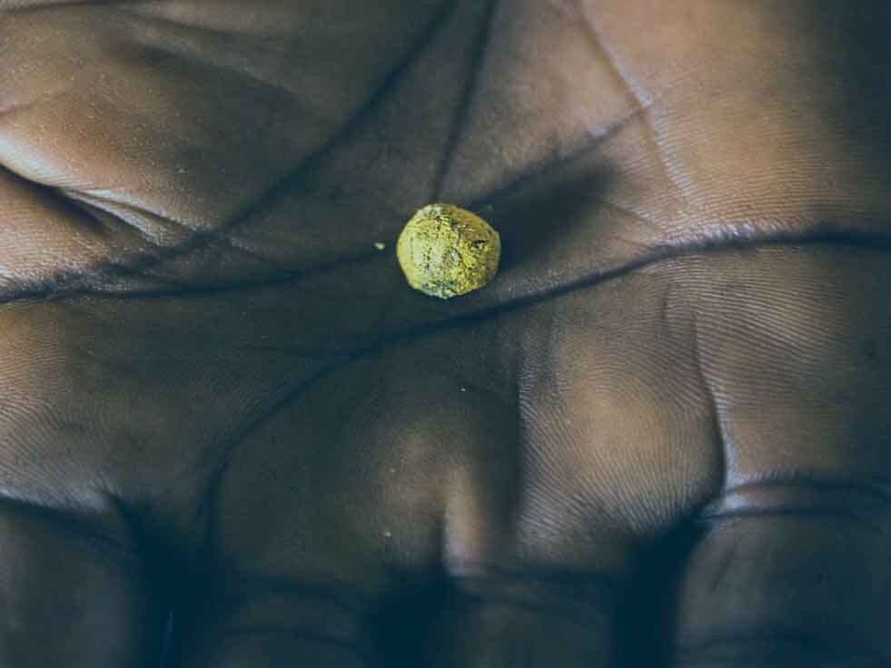 gold-nugget-palm-of-hand