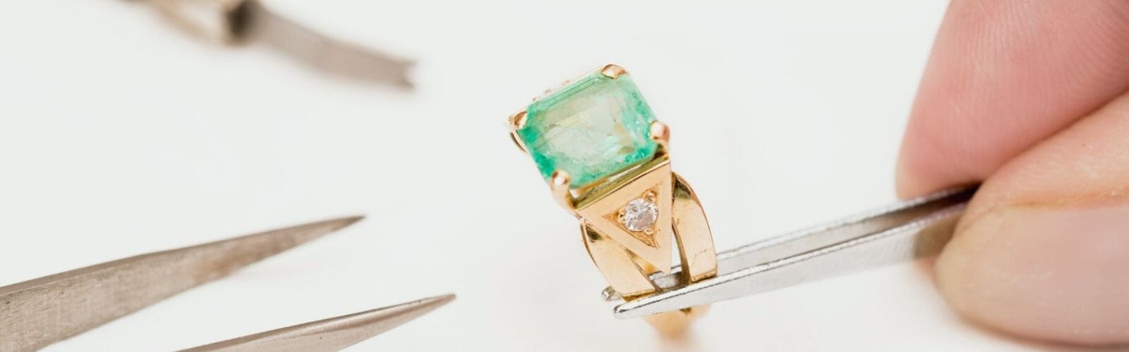 Jewellery (wide)